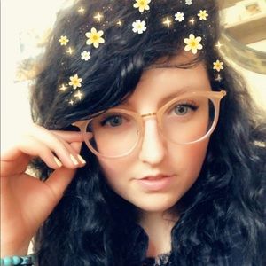 Meet your Posher, Hailey